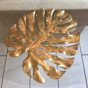 Set of 8 Z- Gallerie Tropical Gold Placemats/Chargers